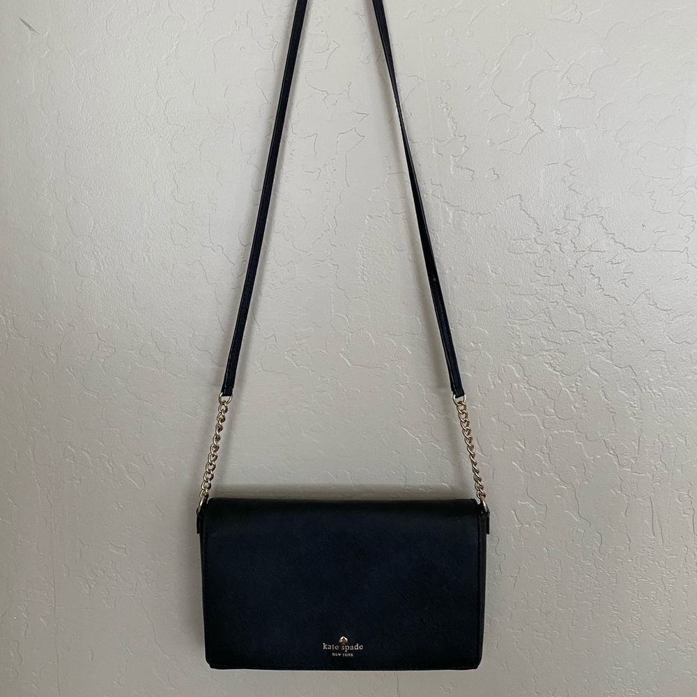 small black crossbody Kate spade purse!!